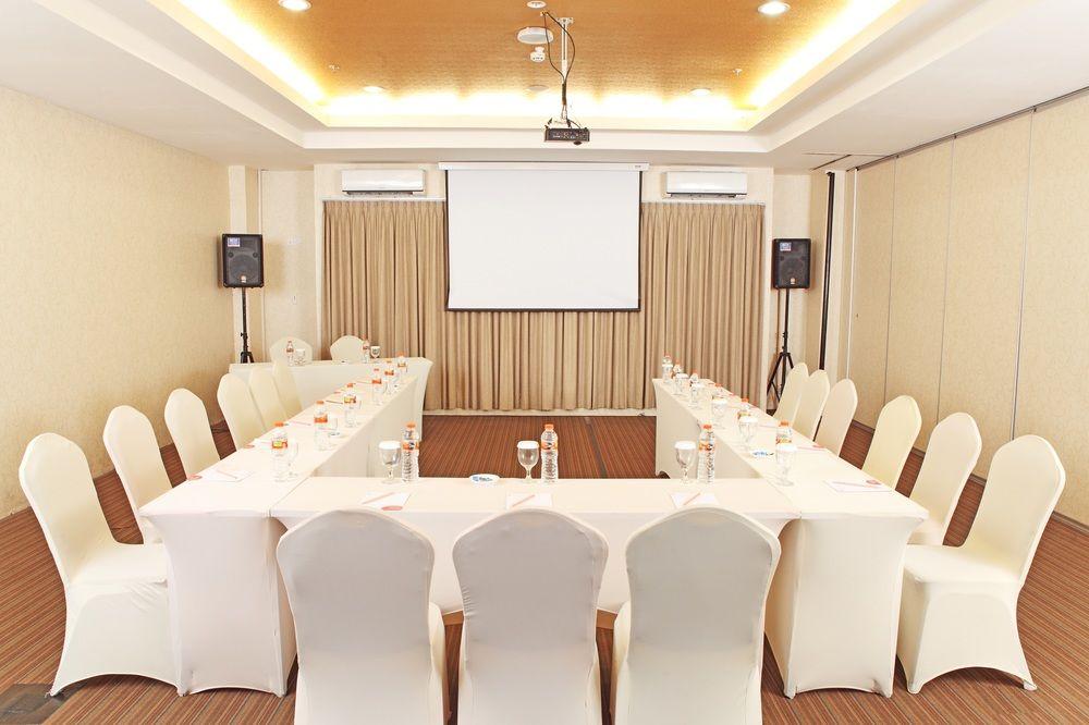 Luxury Malioboro Hotel Yogyakarta Ngoại thất bức ảnh