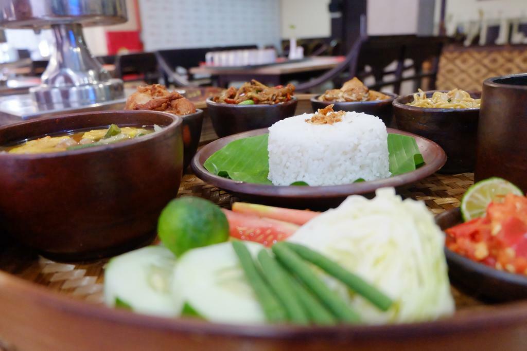 Luxury Malioboro Hotel Yogyakarta Ngoại thất bức ảnh